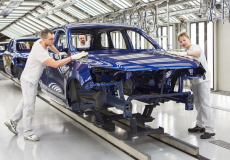 Volkswagen Slovakia continues successful course, surpassing the 10 000 employees