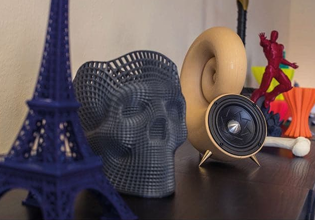 Unique string FILLAMENTUM for 3D printing