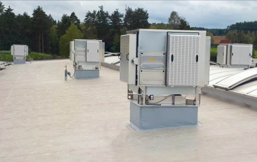 Direct adiabatic cooling of industrial facilities by COLT CoolStream intelligent adiabatic cooling unit