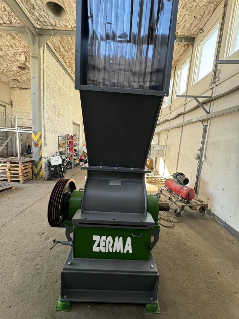 Sell: Knife mill 45kw Zerma