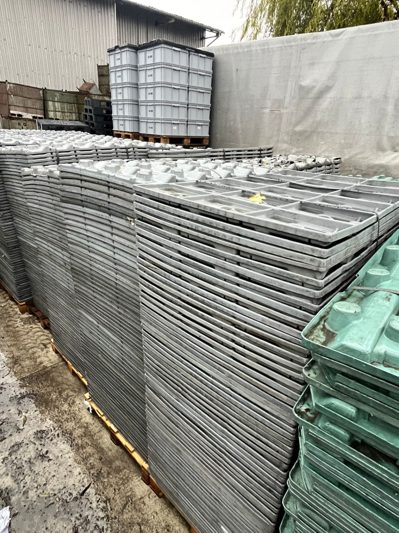 HDPE regrind injection  - grey, 2,5 tons