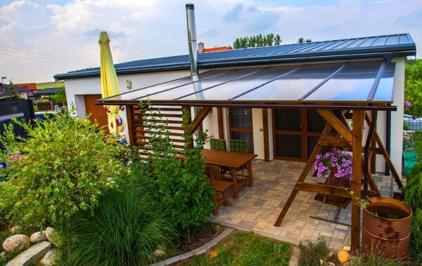 Polycarbonate sheets – key parameters and recommendations for the right choice